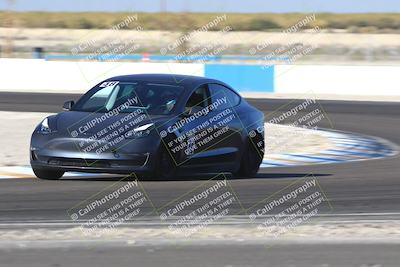 media/Nov-08-2025-Speed Ventures (Sat) [[1c7a6332f5]]/TC B/Session 3 (Turn 1)/